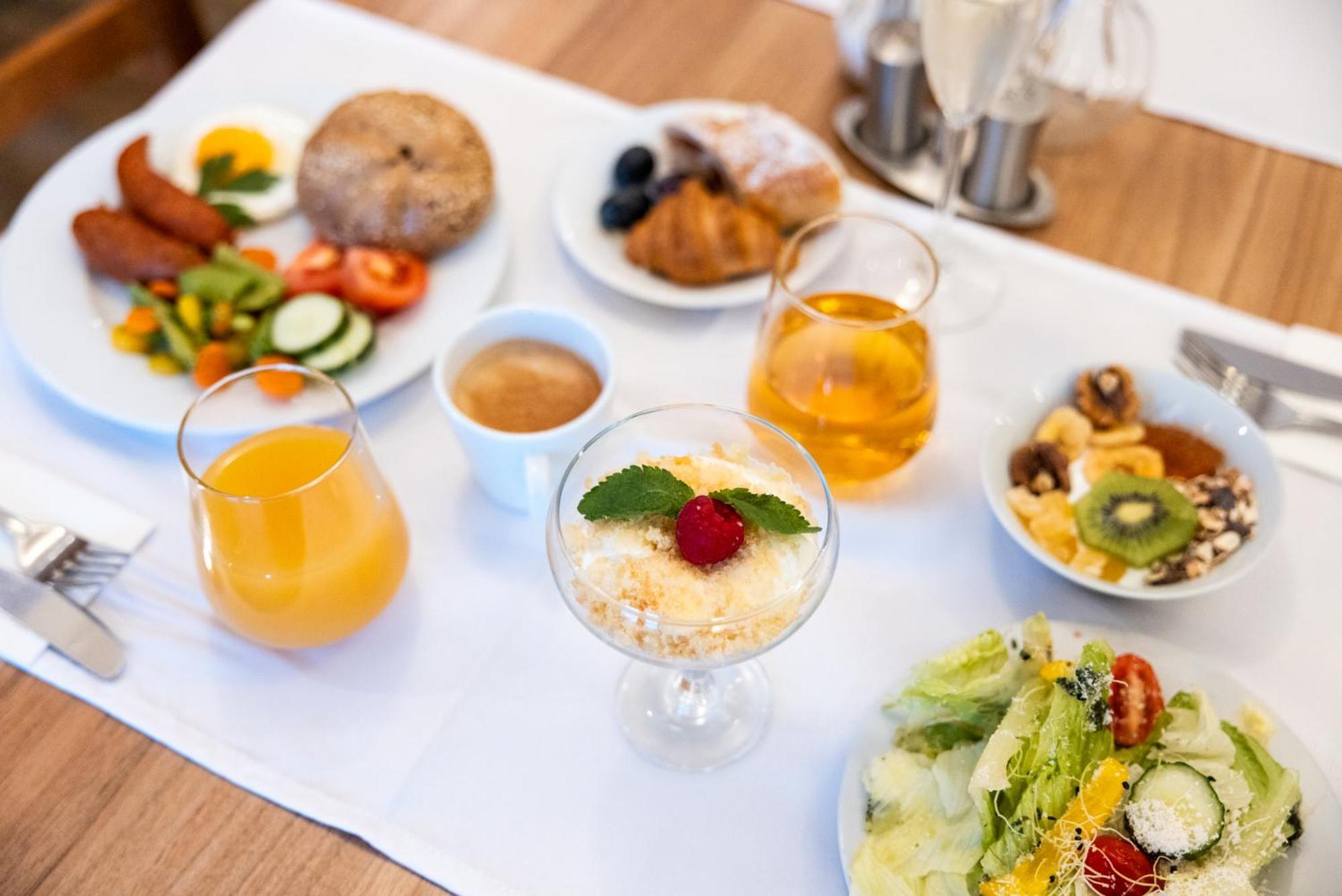 Pytloun Wellness Hotel Hasistejn Místo 外观 照片