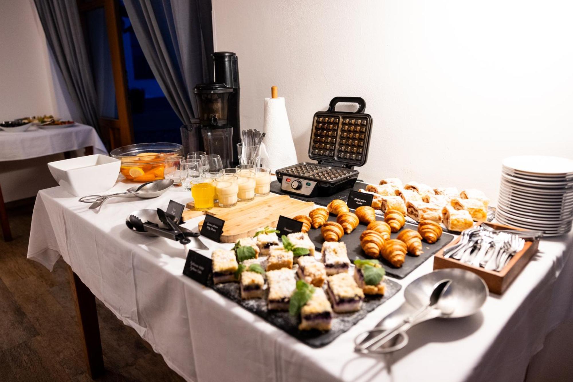 Pytloun Wellness Hotel Hasistejn Místo 外观 照片