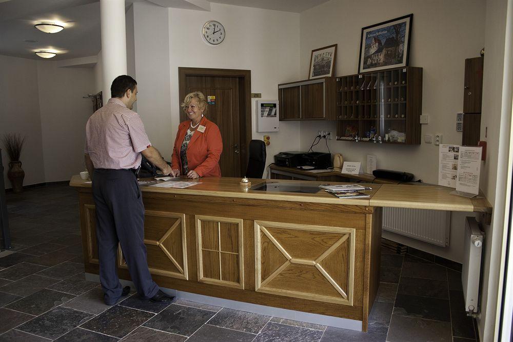 Pytloun Wellness Hotel Hasistejn Místo 外观 照片