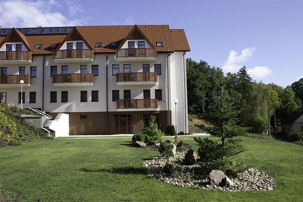 Pytloun Wellness Hotel Hasistejn Místo 外观 照片