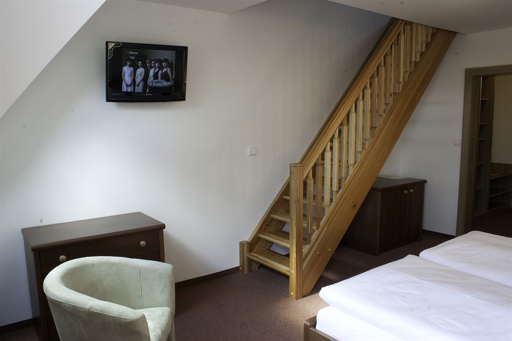 Pytloun Wellness Hotel Hasistejn Místo 外观 照片