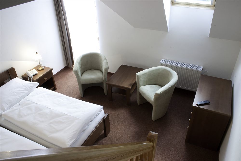 Pytloun Wellness Hotel Hasistejn Místo 外观 照片