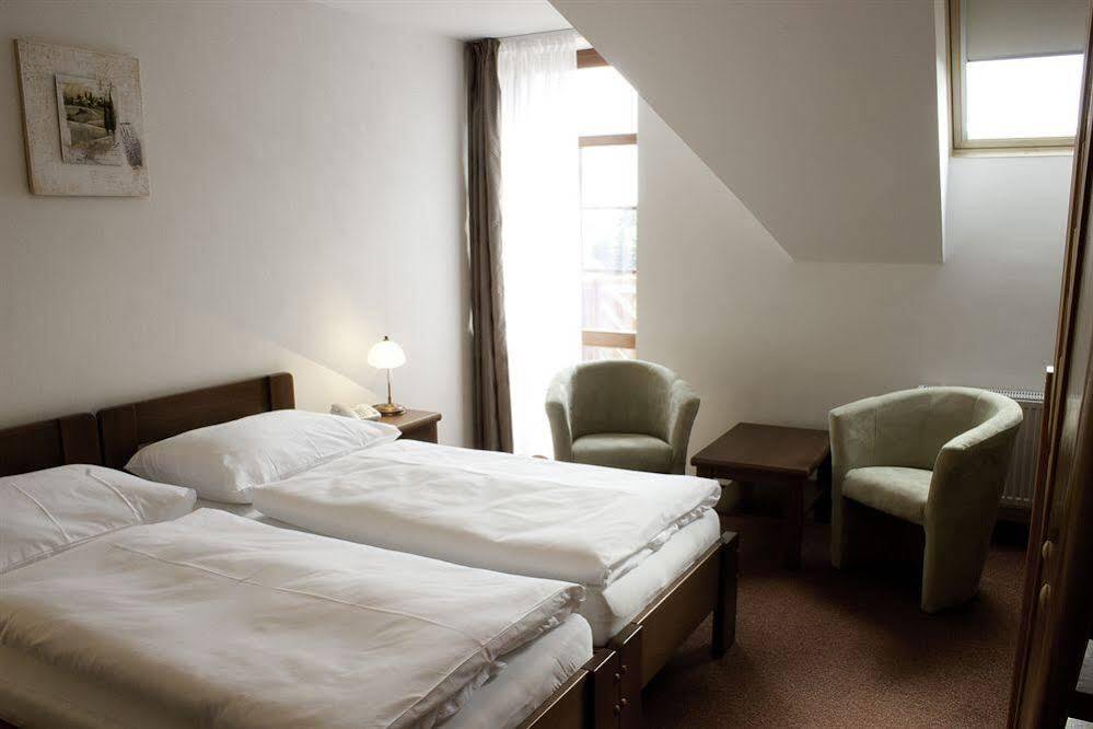 Pytloun Wellness Hotel Hasistejn Místo 外观 照片